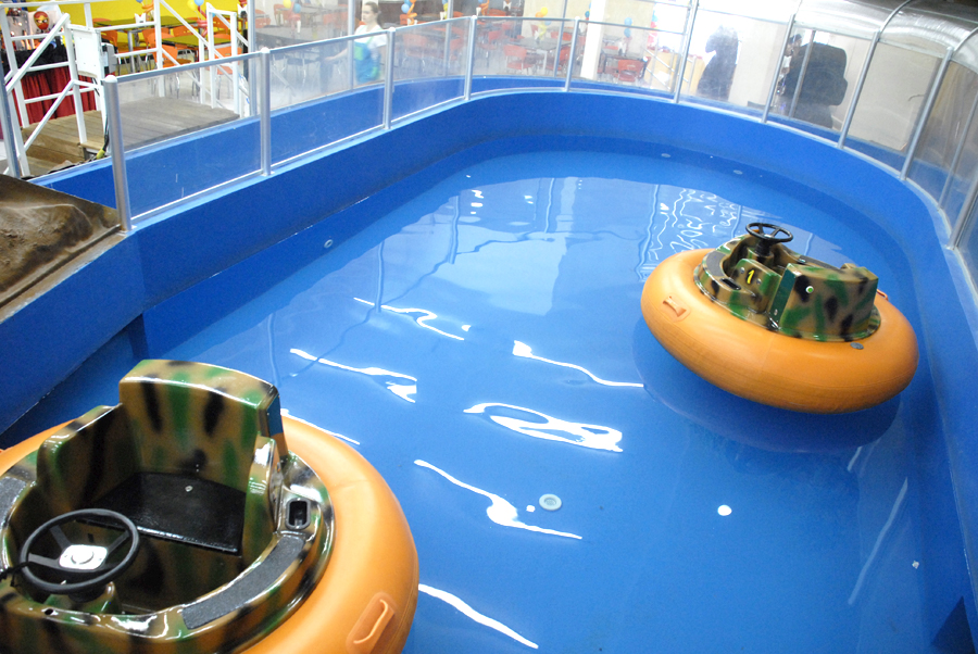JET BOAT